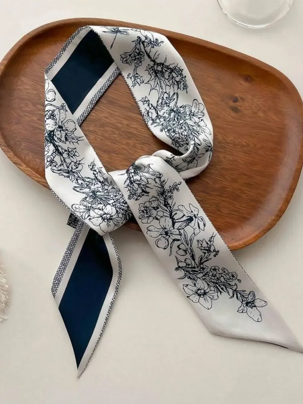 Floral Print Scarf M1586